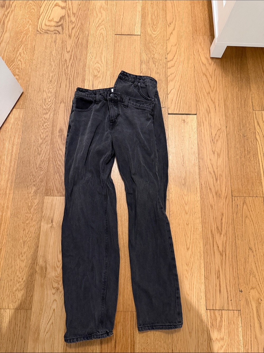 Forever 21 Women's Black Straight Jeans